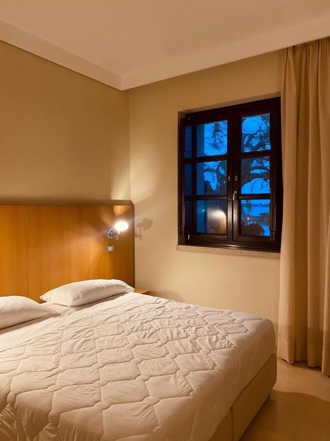 Hotel Saraceno Al Faro Taranto Kültér fotó