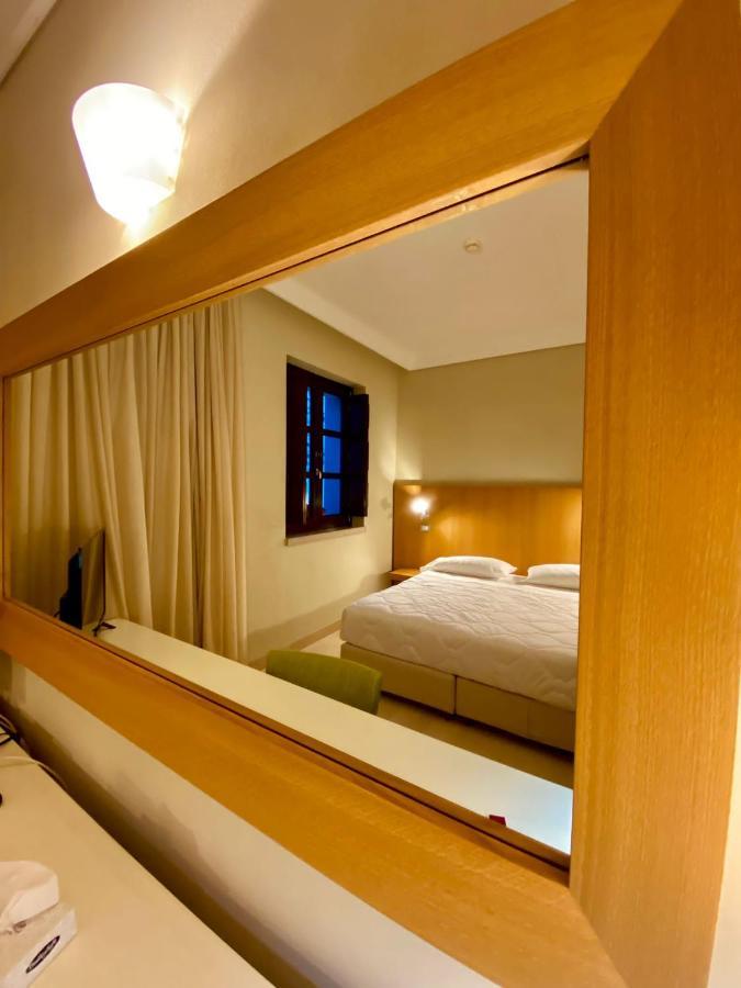 Hotel Saraceno Al Faro Taranto Kültér fotó