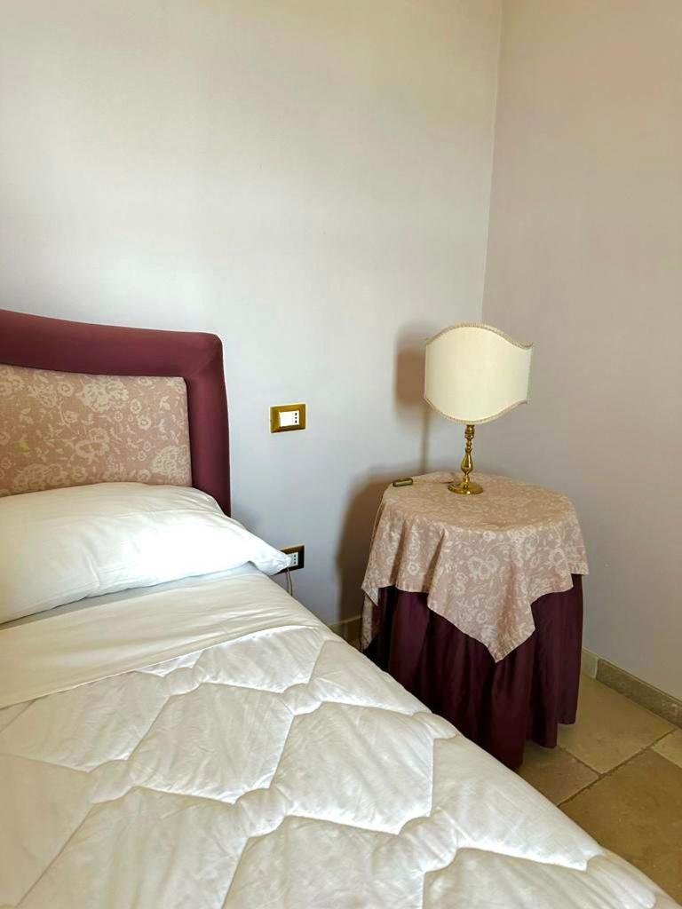 Hotel Saraceno Al Faro Taranto Kültér fotó