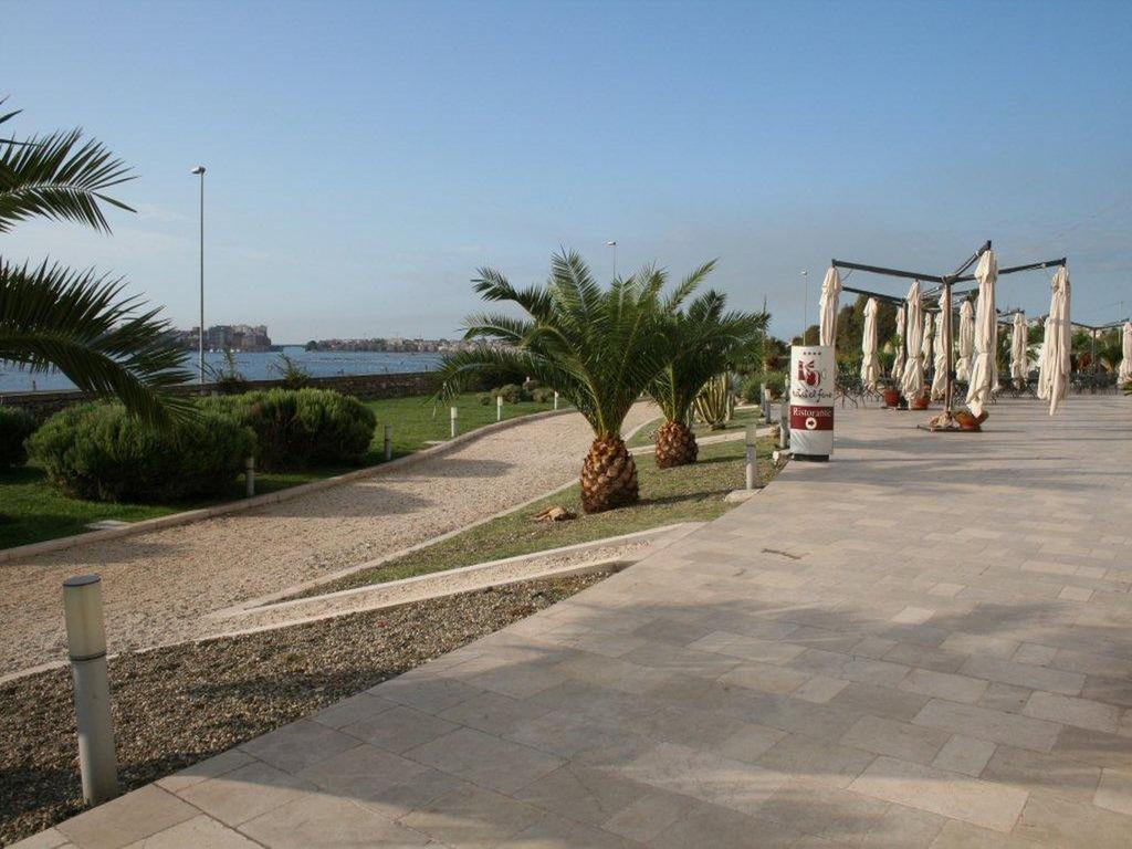 Hotel Saraceno Al Faro Taranto Kültér fotó